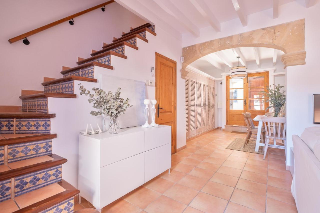 Townhouse Can Neri By Sunvillas Mallorca Pollenca Bagian luar foto
